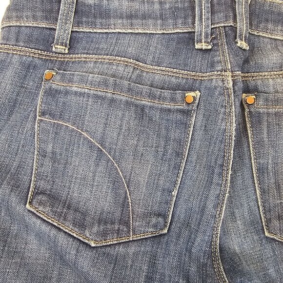 Womens Petite Fit W27 Blue Medium Washed Denim Capri Mom Normcore Casual Jeans - Picture 11 of 16